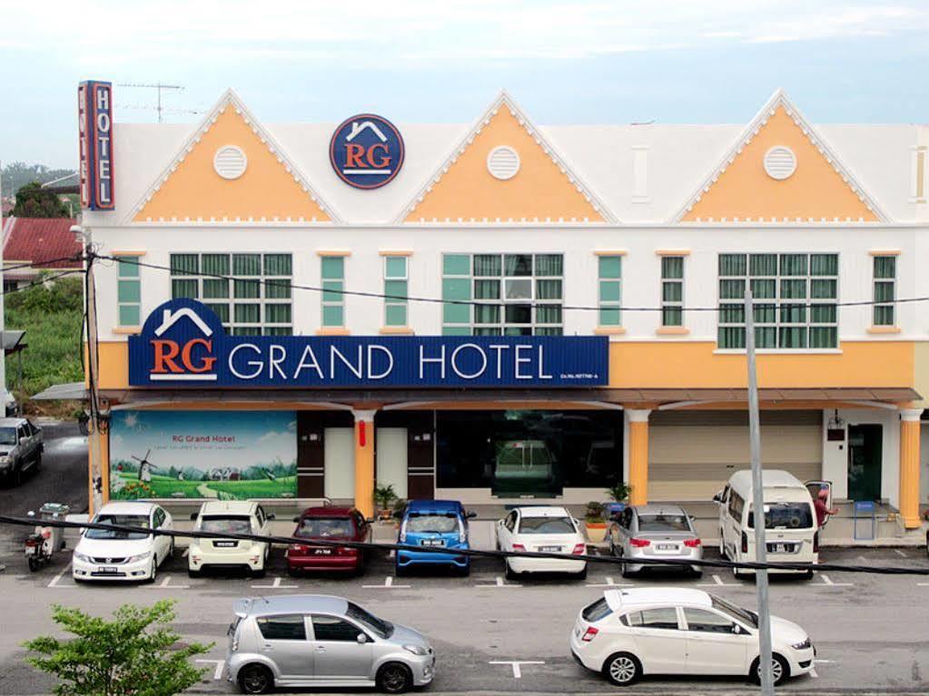 Rg Grand Hotel Batu Pahat Buitenkant foto